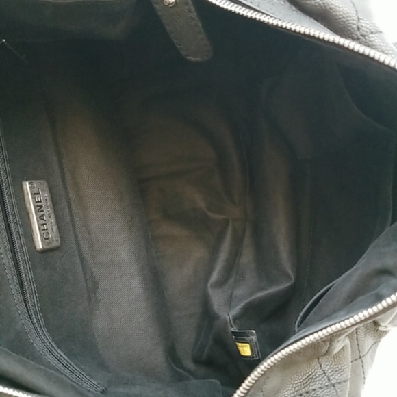 ❗SOLD❗EUC CHANEL black caviar hobo handbag - Picture 11 of 13